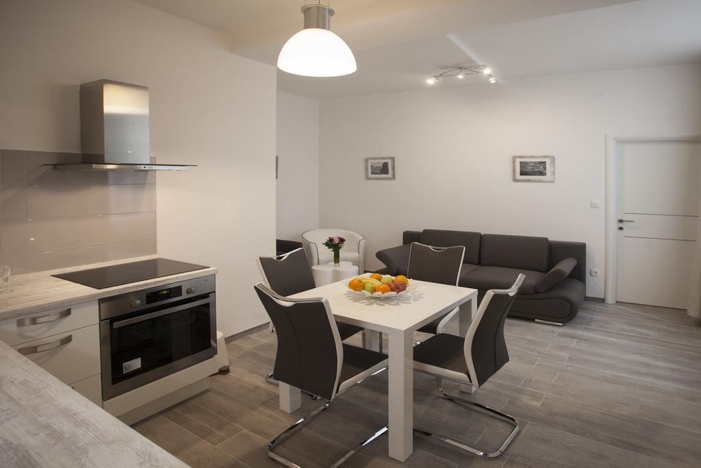 Old Square Apartment スプリト エクステリア 写真